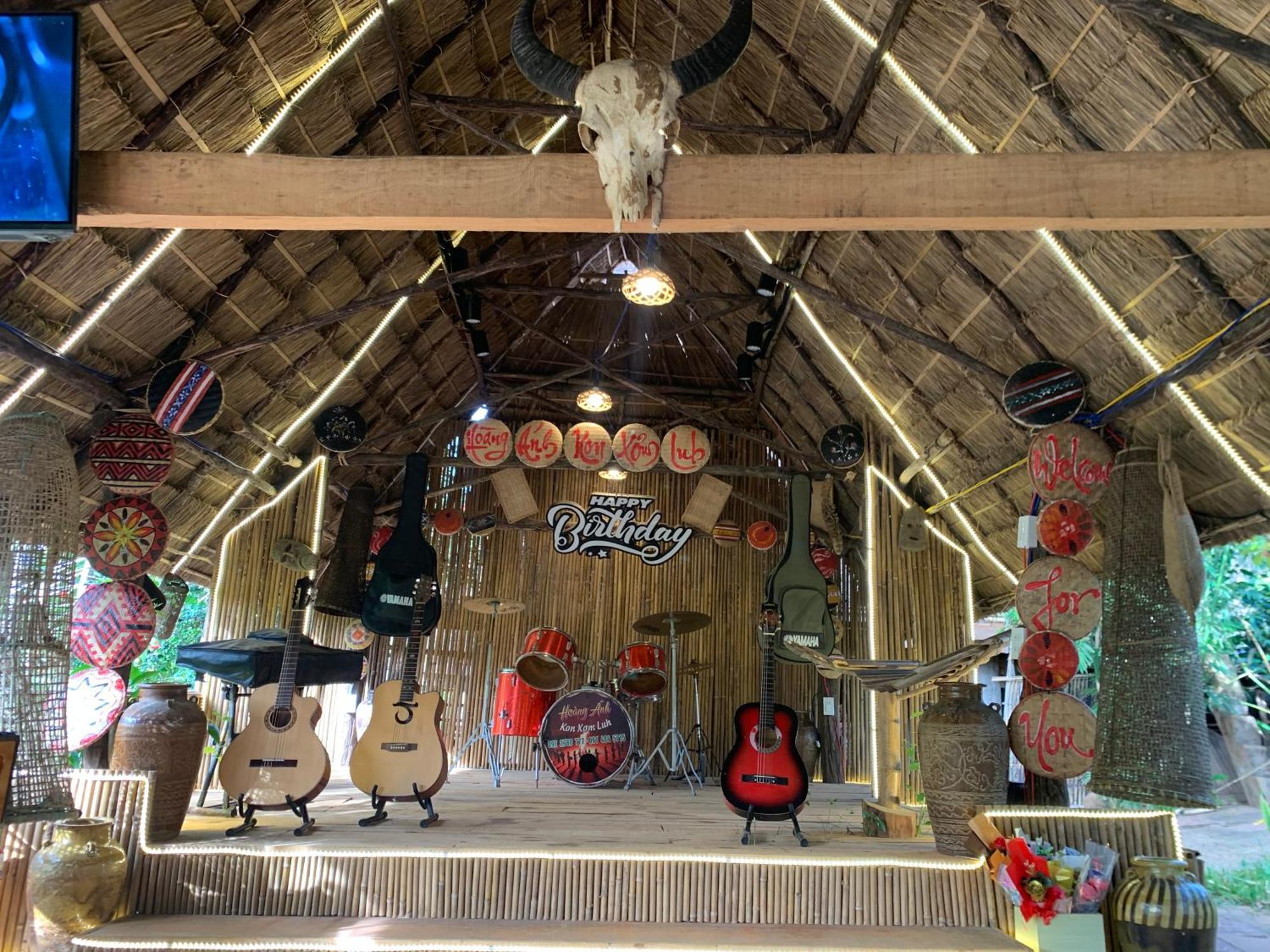 Khu Du Lich Sinh Thai, Nghi Duong Homestay Hoang Anh - Kon Xom Luh Kon Tum Exterior photo