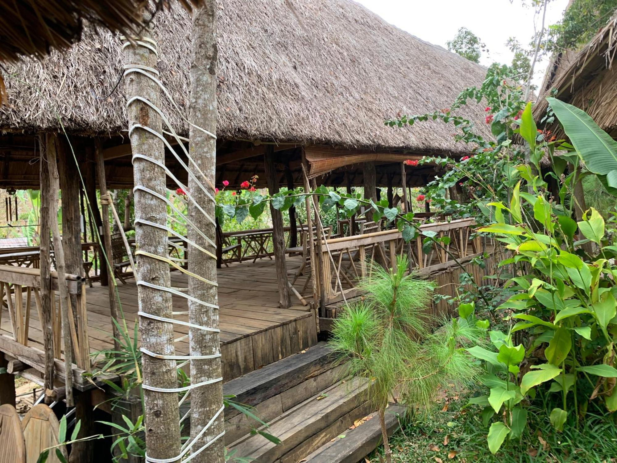 Khu Du Lich Sinh Thai, Nghi Duong Homestay Hoang Anh - Kon Xom Luh Kon Tum Exterior photo