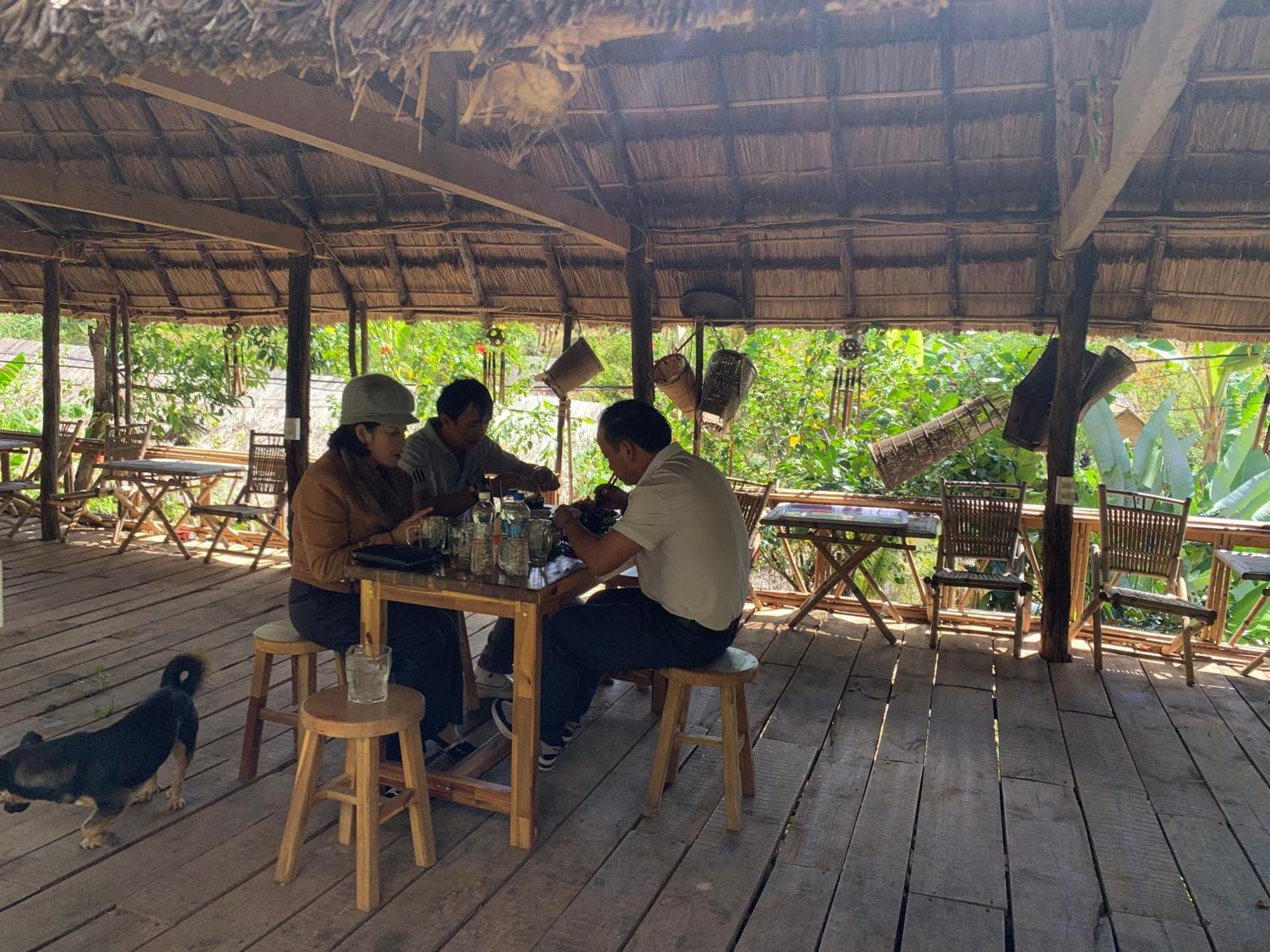 Khu Du Lich Sinh Thai, Nghi Duong Homestay Hoang Anh - Kon Xom Luh Kon Tum Exterior photo